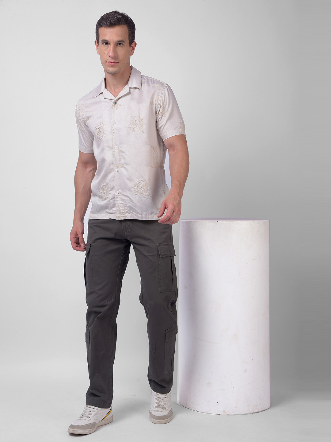 Numero Uno Men Beige Embroidered Resort Collar Shirt